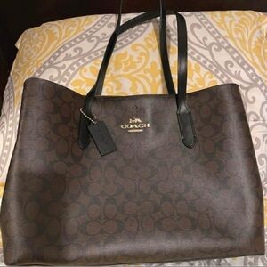 COACH~Large Avenue Carryall in Signature Canvas